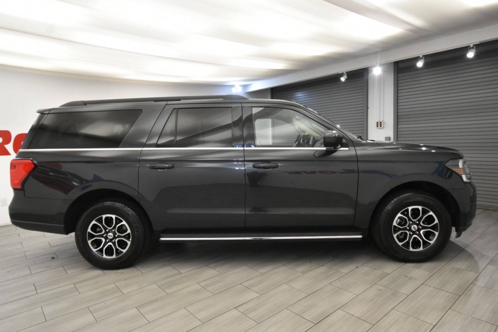 2023 Ford Expedition MAX XLT 4x4 4dr SUV, Gray, Mileage: 88,168 - photo 5