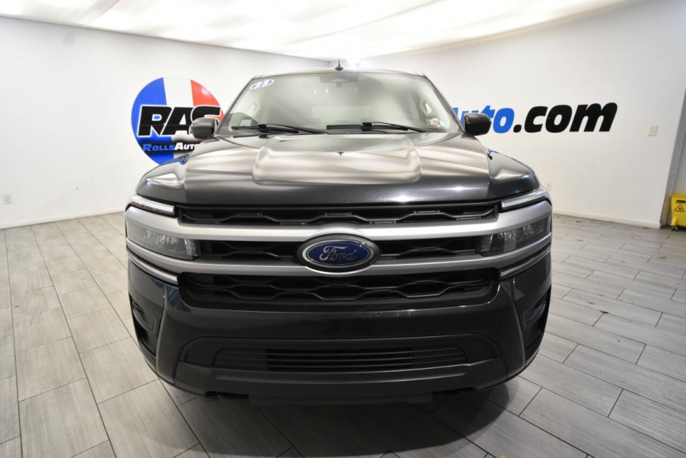 2023 Ford Expedition MAX XLT 4x4 4dr SUV, Gray, Mileage: 88,168 - photo 7