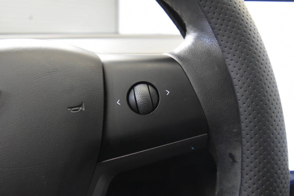 2023 Tesla Model Y Performance AWD 4dr Crossover, Azul, Mileage: 81,925 - photo 24