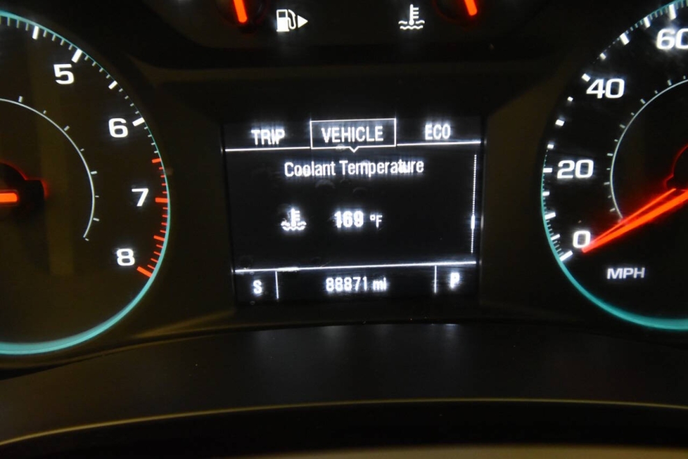 2022 Chevrolet Malibu LT 4dr Sedan, Gold, Mileage: 88,737 - photo 27