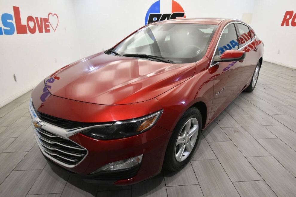 2024 Chevrolet Malibu LT 4dr Sedan w/1LT, Red, Mileage: 58,838 