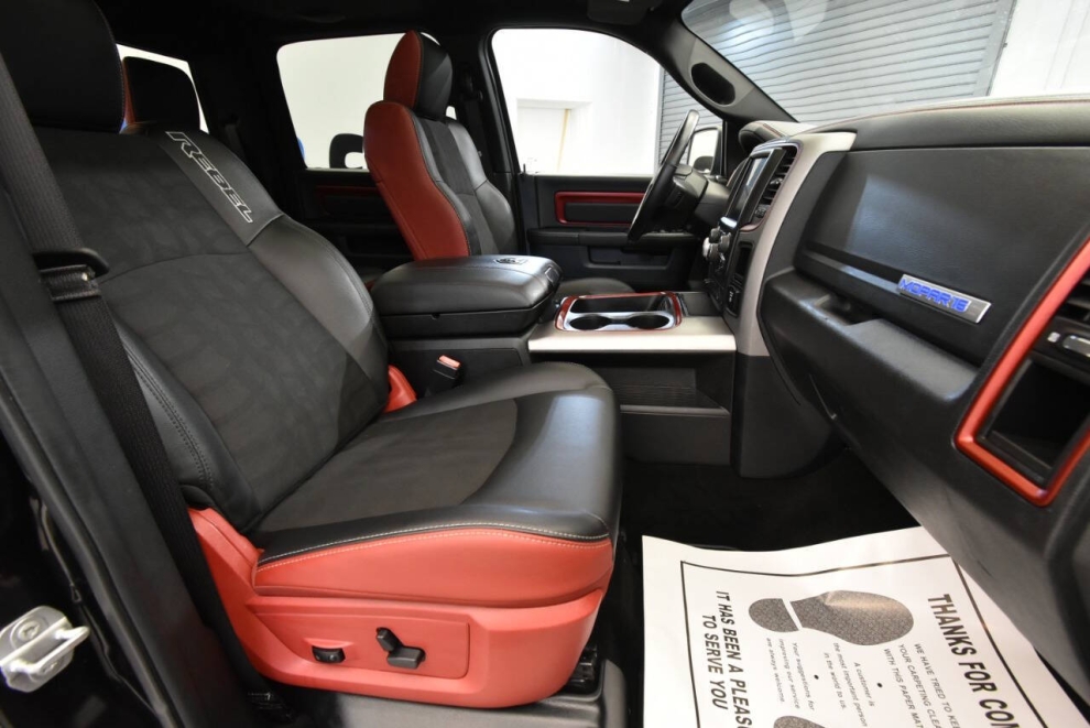 2016 RAM 1500 Rebel 4x4 4dr Crew Cab 5.5 ft. SB Pickup, Black, Mileage: 117,457 - photo 16