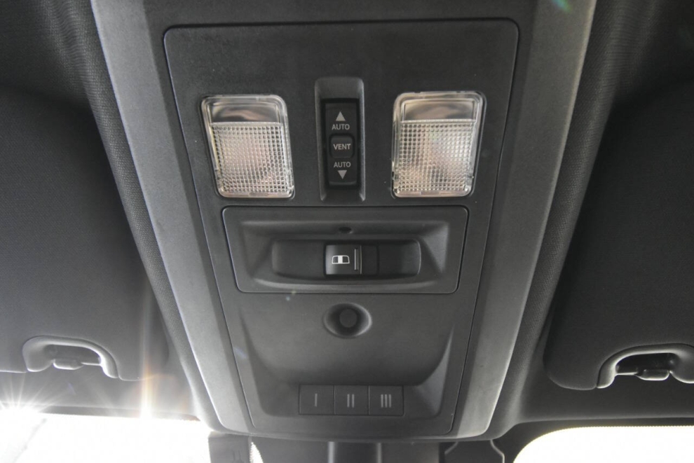 2016 RAM 1500 Rebel 4x4 4dr Crew Cab 5.5 ft. SB Pickup, Black, Mileage: 117,457 - photo 32