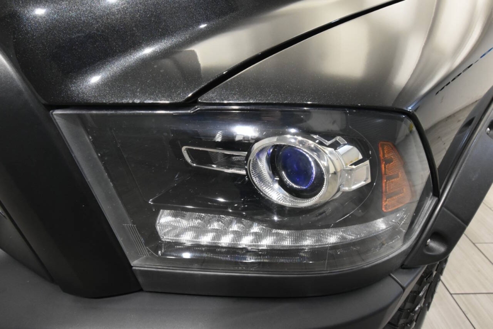 2016 RAM 1500 Rebel 4x4 4dr Crew Cab 5.5 ft. SB Pickup, Black, Mileage: 117,457 - photo 8