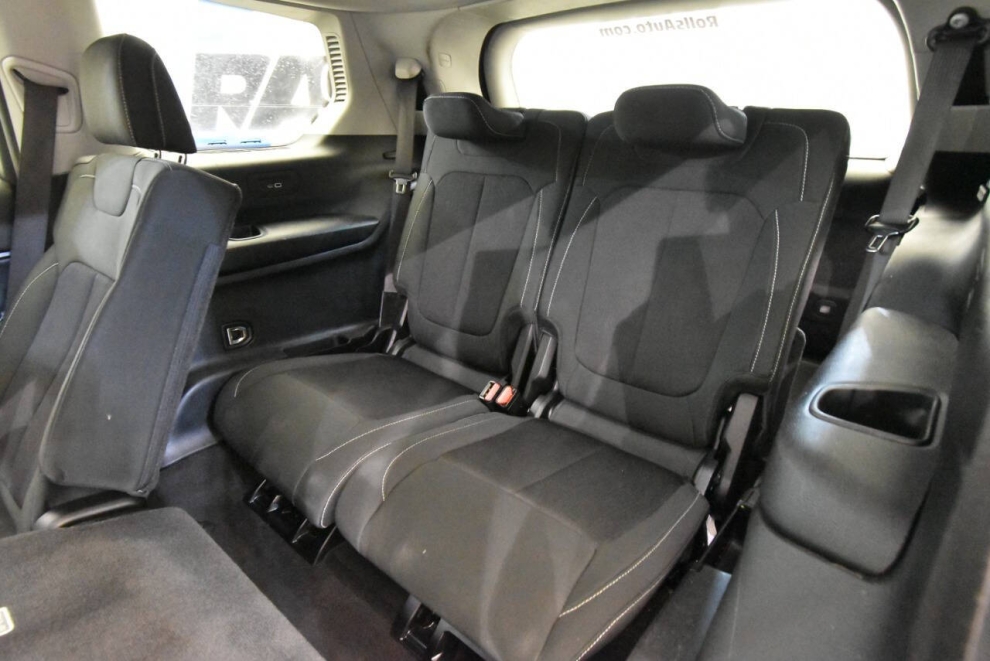 2021 Jeep Grand Cherokee L Laredo 4x4 4dr SUV, White, Mileage: 82,326 - photo 14