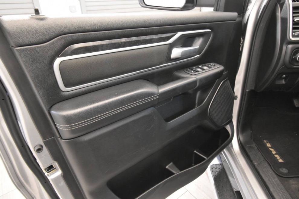 2023 RAM 1500 Big Horn 4x4 4dr Quad Cab 6.4 ft. SB Pickup, Silver, Mileage: 49,292 - photo 12
