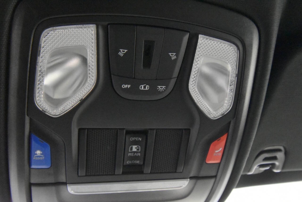 2023 RAM 1500 Big Horn 4x4 4dr Quad Cab 6.4 ft. SB Pickup, Silver, Mileage: 49,292 - photo 21