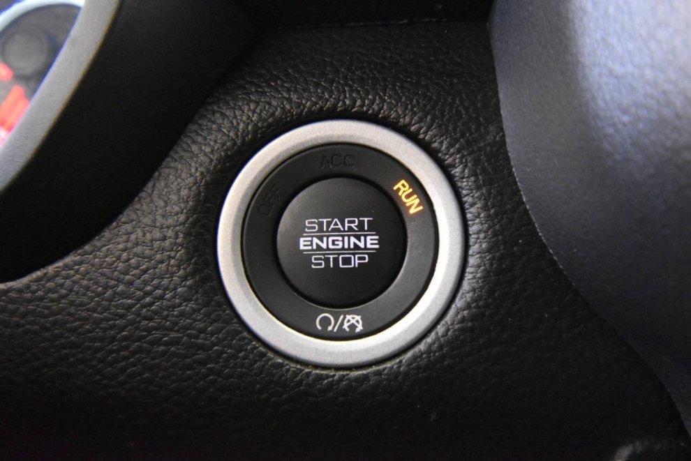 2023 RAM 1500 Big Horn 4x4 4dr Quad Cab 6.4 ft. SB Pickup, Silver, Mileage: 49,292 - photo 22