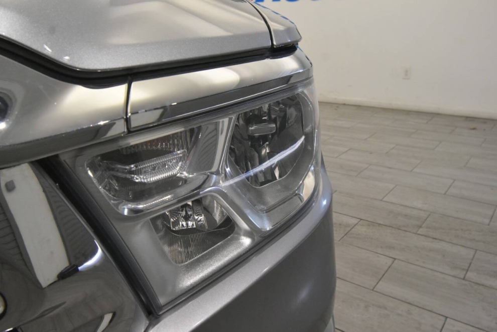 2023 RAM 1500 Big Horn 4x4 4dr Quad Cab 6.4 ft. SB Pickup, Silver, Mileage: 49,292 - photo 8