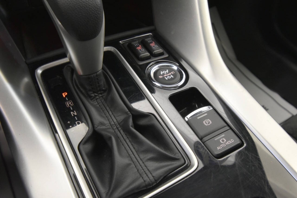 2024 Mitsubishi Eclipse Cross SE AWD 4dr Crossover, Blue, Mileage: 41,453 - photo 17