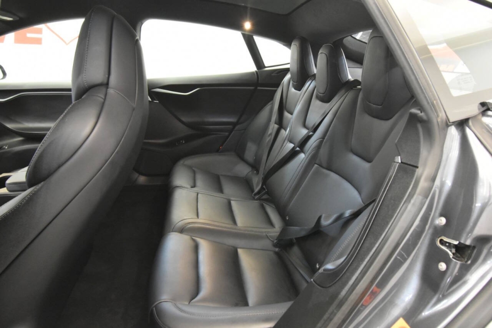 2018 Tesla Model S 100D AWD 4dr Liftback, Gray, Mileage: 64,372 - photo 12