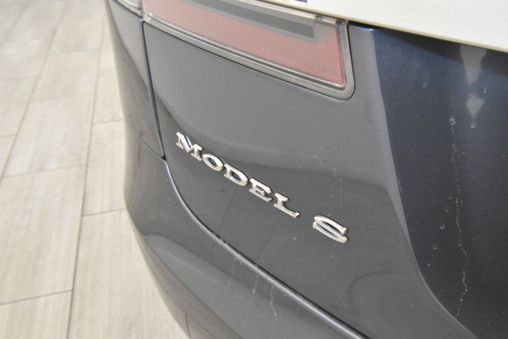 2018 Tesla Model S 100D AWD 4dr Liftback, Gray, Mileage: 64,372 - photo 25