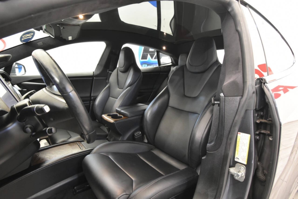 2018 Tesla Model S 100D AWD 4dr Liftback, Gray, Mileage: 64,372 - photo 9