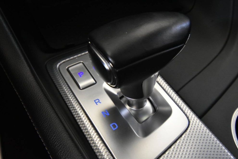 2022 Genesis G70 2.0T AWD 4dr Sedan, Red, Mileage: 90,773 - photo 18