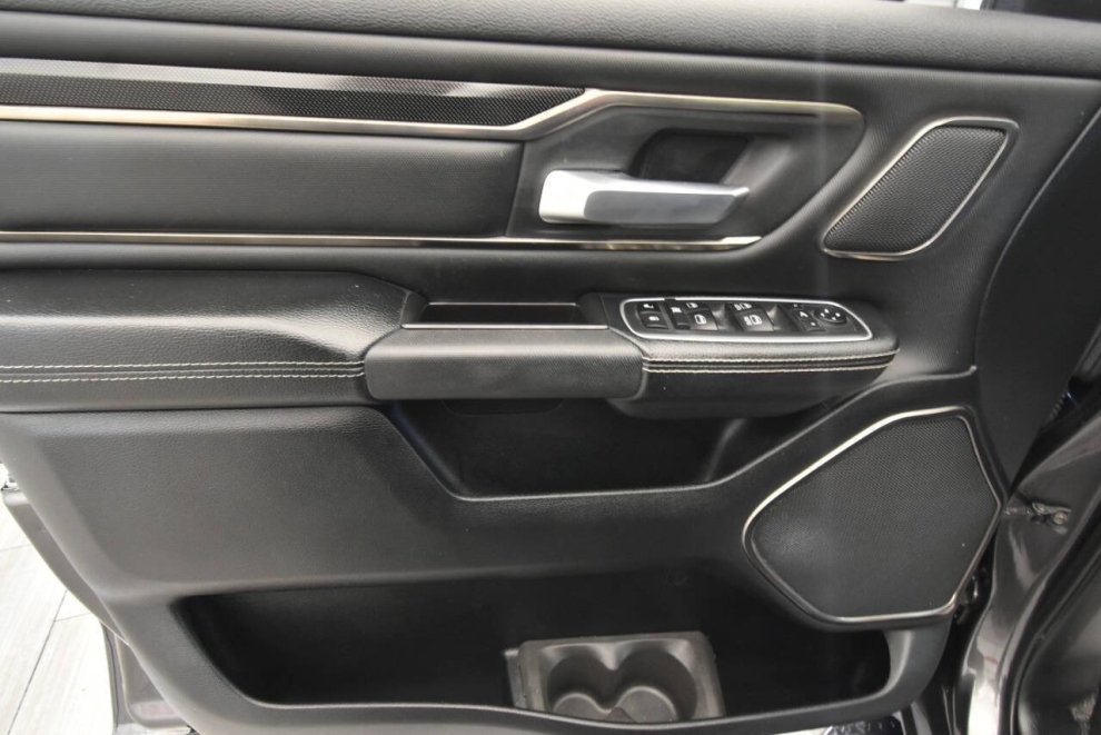 2020 RAM 1500 Rebel 4x4 4dr Crew Cab 5.6 ft. SB Pickup, Gray, Mileage: 93,438 - photo 12