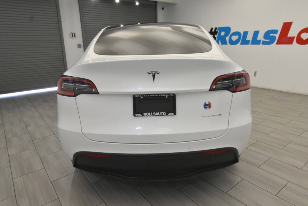 2021 Tesla Model Y Long Range AWD 4dr Crossover, White, Mileage: 75,934 - photo 3