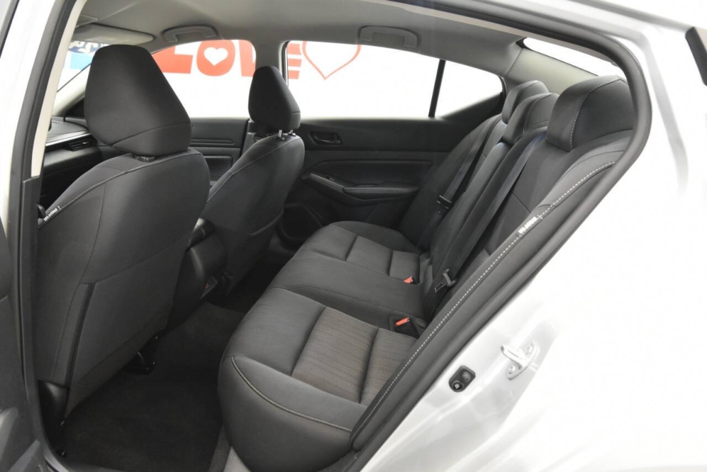 2024 Nissan Altima 2.5 SV 4dr Sedan, Silver, Mileage: 49,326 - photo 13