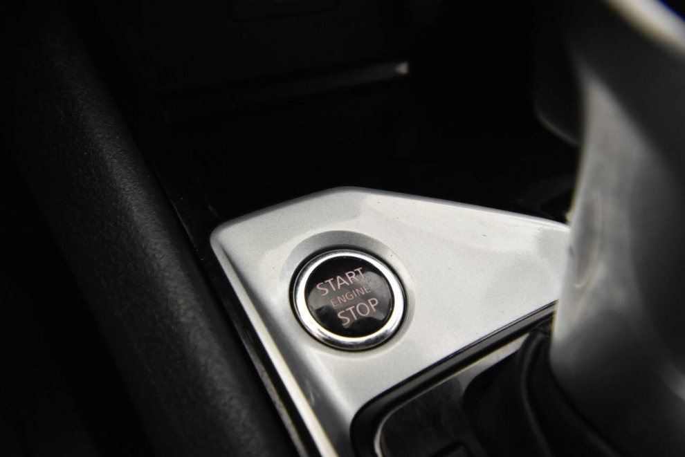 2024 Nissan Altima 2.5 SV 4dr Sedan, Silver, Mileage: 49,326 - photo 20