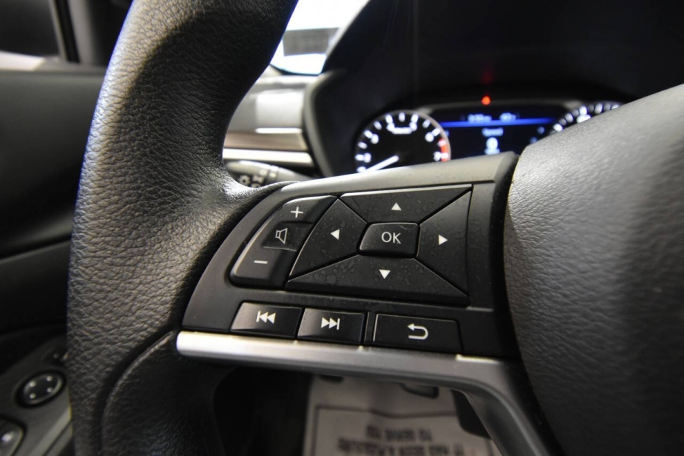 2024 Nissan Altima 2.5 SV 4dr Sedan, Silver, Mileage: 49,326 - photo 26