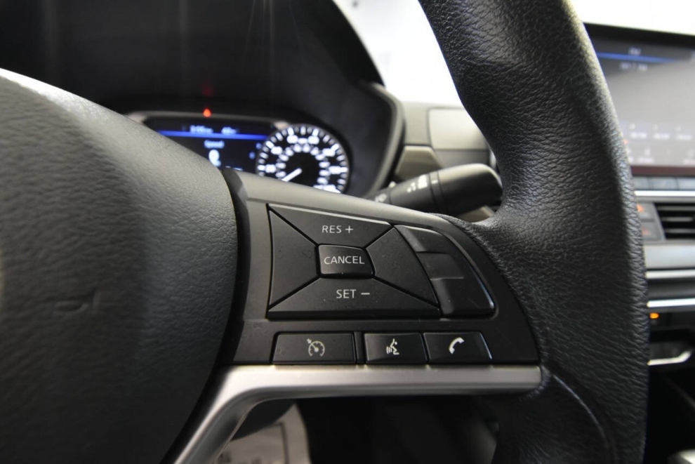 2024 Nissan Altima 2.5 SV 4dr Sedan, Silver, Mileage: 49,326 - photo 27