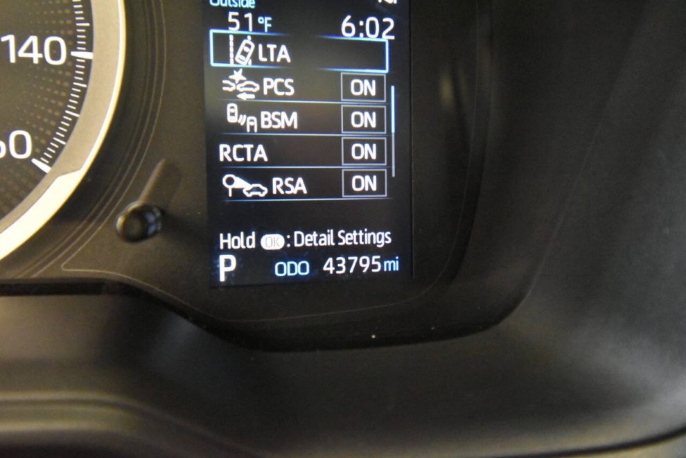 2022 Toyota Corolla SE 4dr Sedan CVT, Blue, Mileage: 43,789 - photo 26