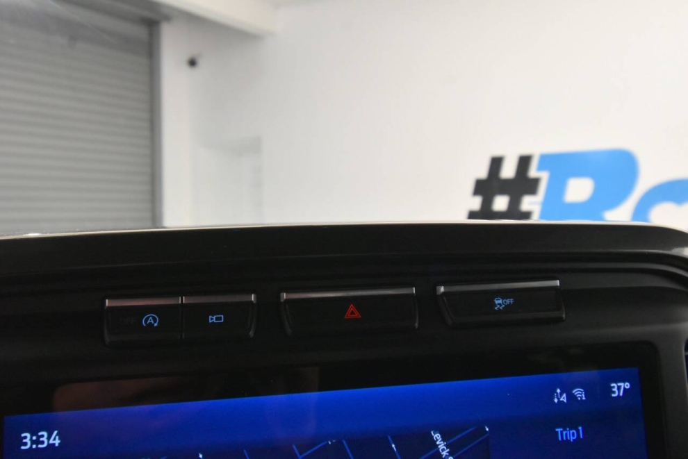 2021 Ford F-150 XLT 4x4 4dr SuperCrew 6.5 ft. SB, White, Mileage: 82,911 - photo 25