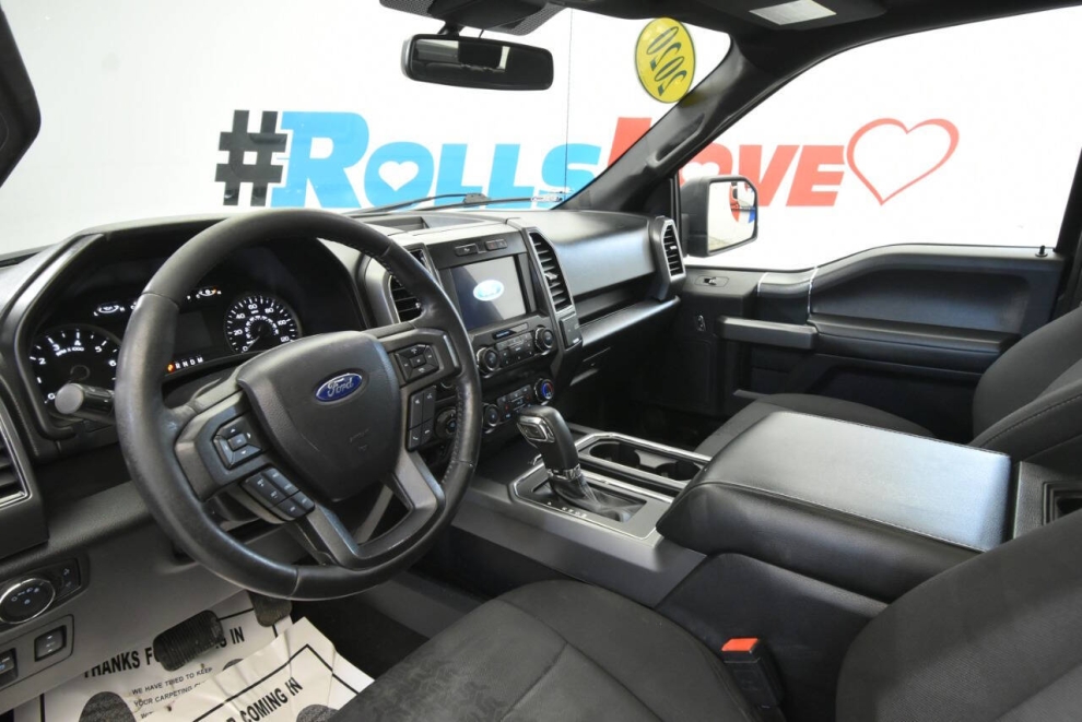 2020 Ford F-150 XLT 4x4 4dr SuperCrew 5.5 ft. SB, Gray, Mileage: 116,789 - photo 11