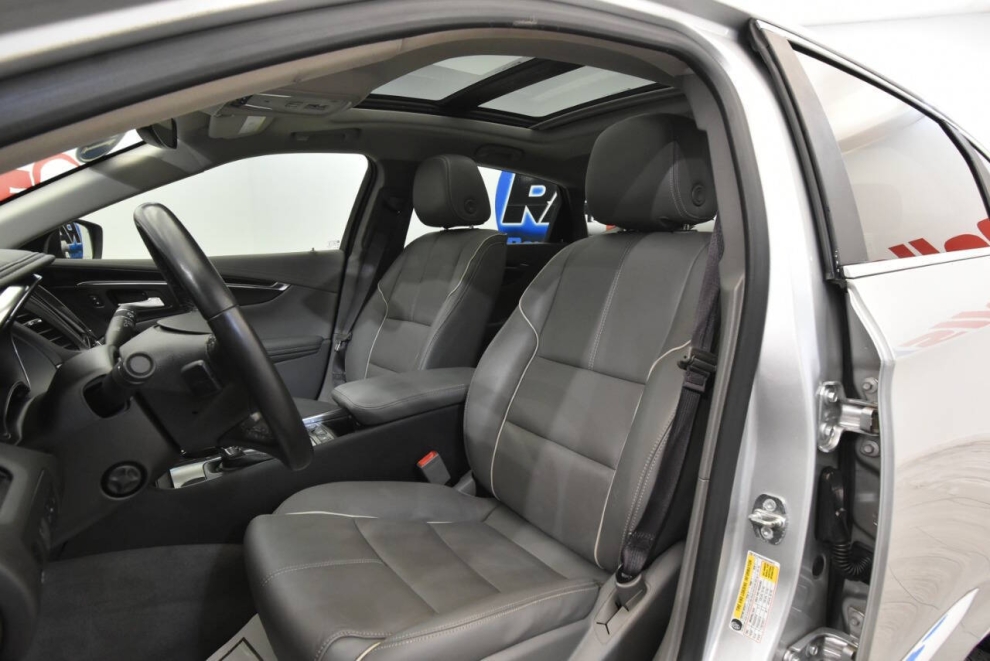 2017 Chevrolet Impala Premier 4dr Sedan, Silver, Mileage: 108,014 - photo 10