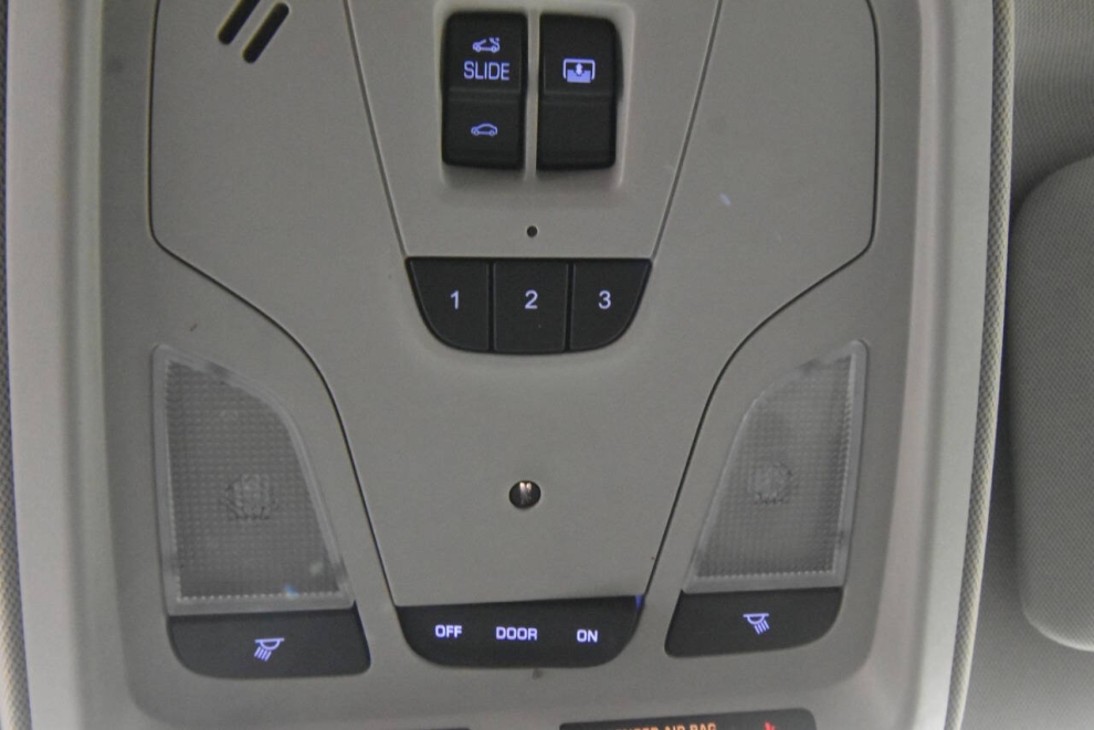 2017 Chevrolet Impala Premier 4dr Sedan, Silver, Mileage: 108,014 - photo 23