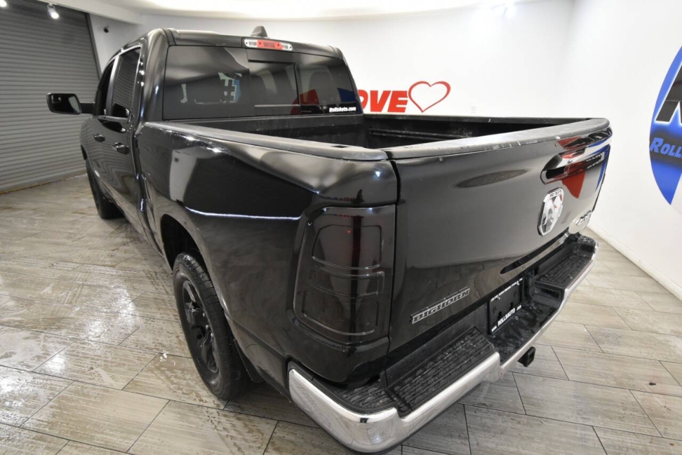 2019 RAM 1500 Big Horn 4x4 4dr Crew Cab 5.6 ft. SB Pickup, Black, Mileage: 85,356 - photo 2