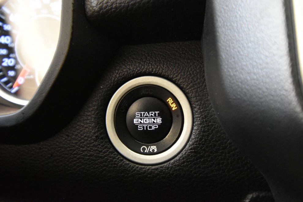 2019 RAM 1500 Big Horn 4x4 4dr Crew Cab 5.6 ft. SB Pickup, Black, Mileage: 85,356 - photo 22