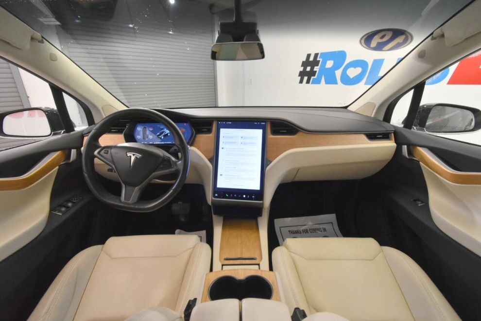 2019 Tesla Model X 100D AWD 4dr SUV, Black, Mileage: 103,958 - photo 18