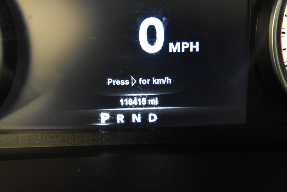 2017 RAM 1500 Night 4x4 4dr Crew Cab 5.5 ft. SB Pickup, BLK, Mileage: 118,402 - photo 25