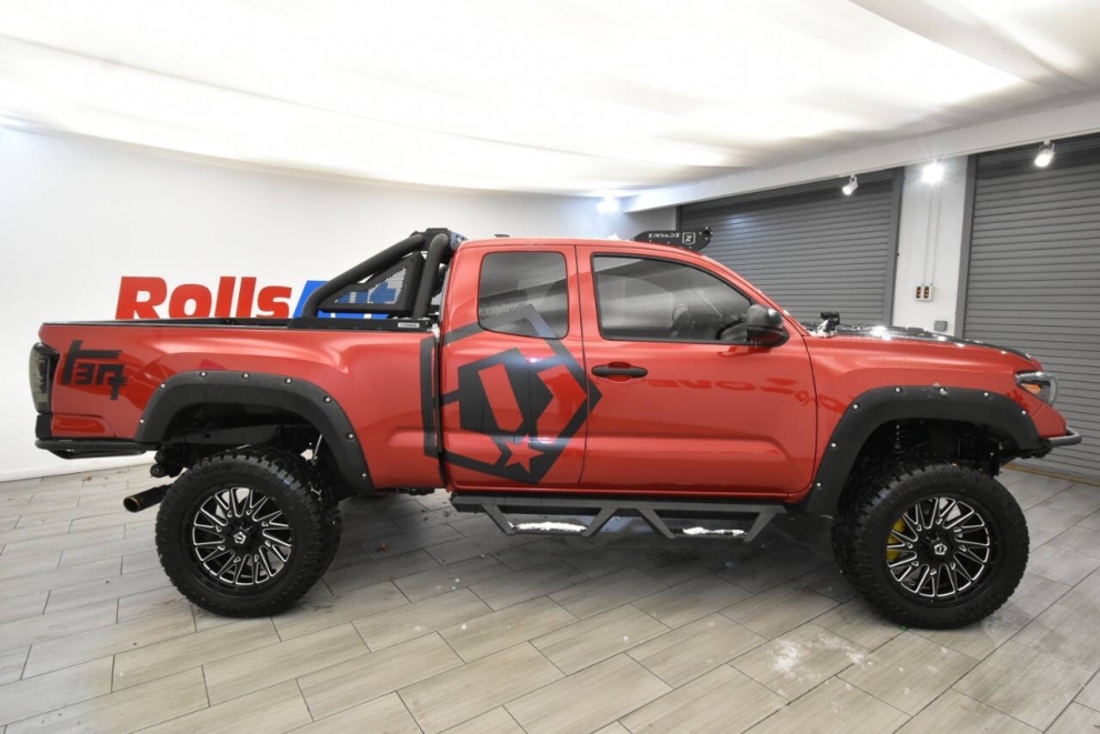 2021 Toyota Tacoma SR 4x4 4dr Access Cab 6.1 ft LB, Red, Mileage: 57,888 - photo 5