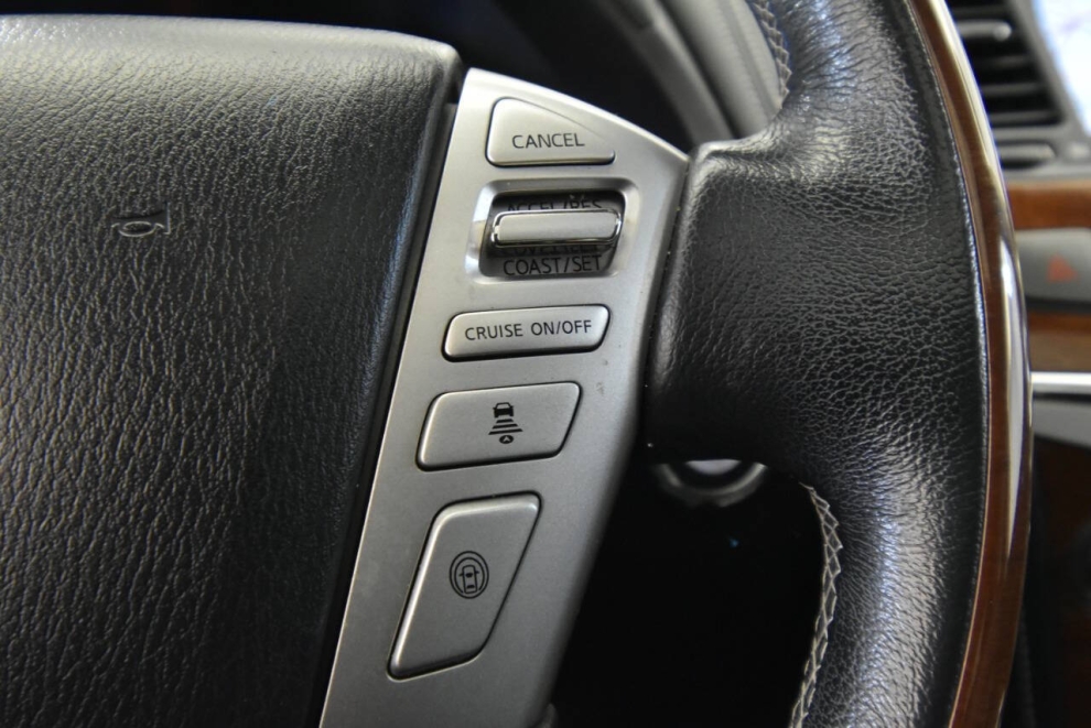 2018 Infiniti QX80 Base AWD 4dr SUV, White, Mileage: 86,007 - photo 29