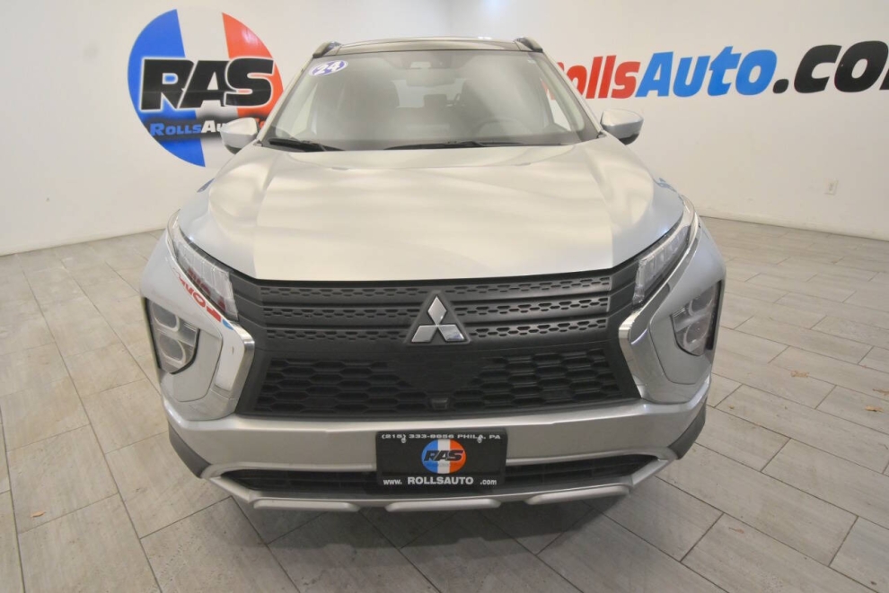 2024 Mitsubishi Eclipse Cross SE AWD 4dr Crossover, Silver, Mileage: 105,131 - photo 7