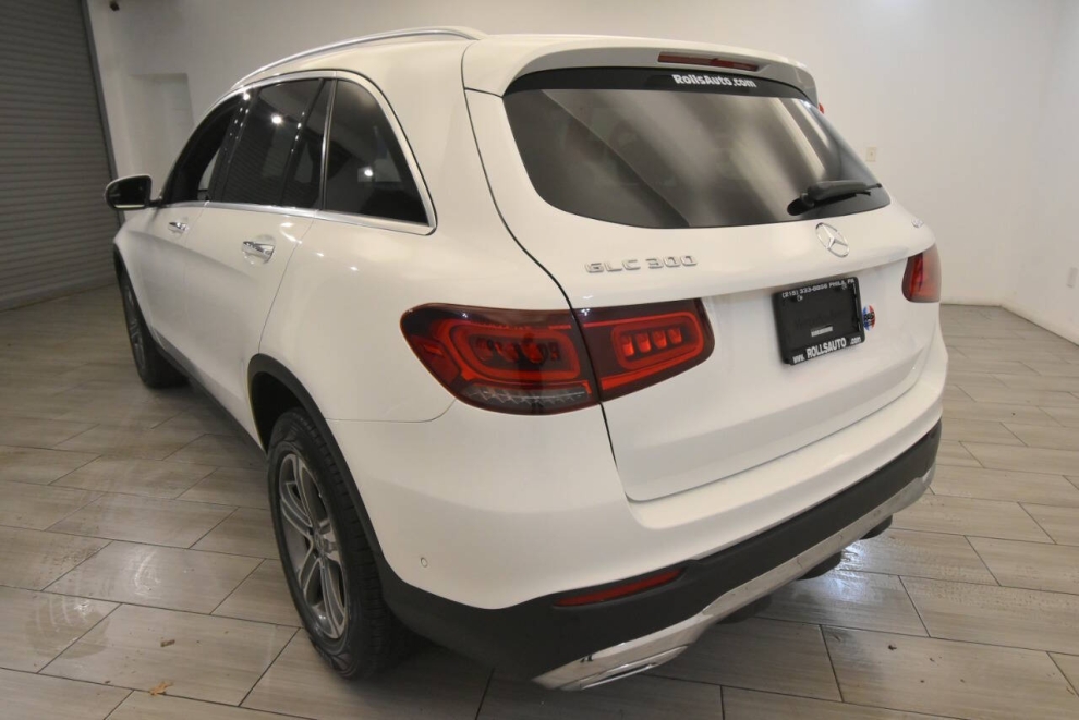 2022 Mercedes-Benz GLC GLC 300 4MATIC AWD 4dr SUV, White, Mileage: 68,920 - photo 2