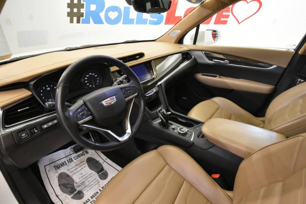 2020 Cadillac XT6 Sport 4x4 4dr SUV, White, Mileage: 83,664 - photo 11