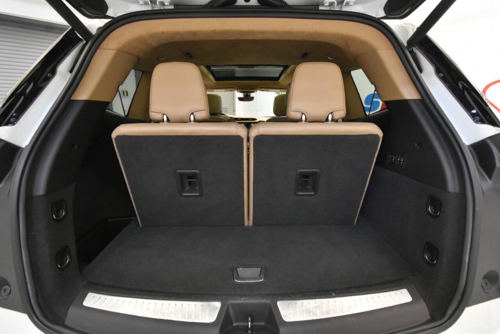 2020 Cadillac XT6 Sport 4x4 4dr SUV, White, Mileage: 83,664 - photo 35