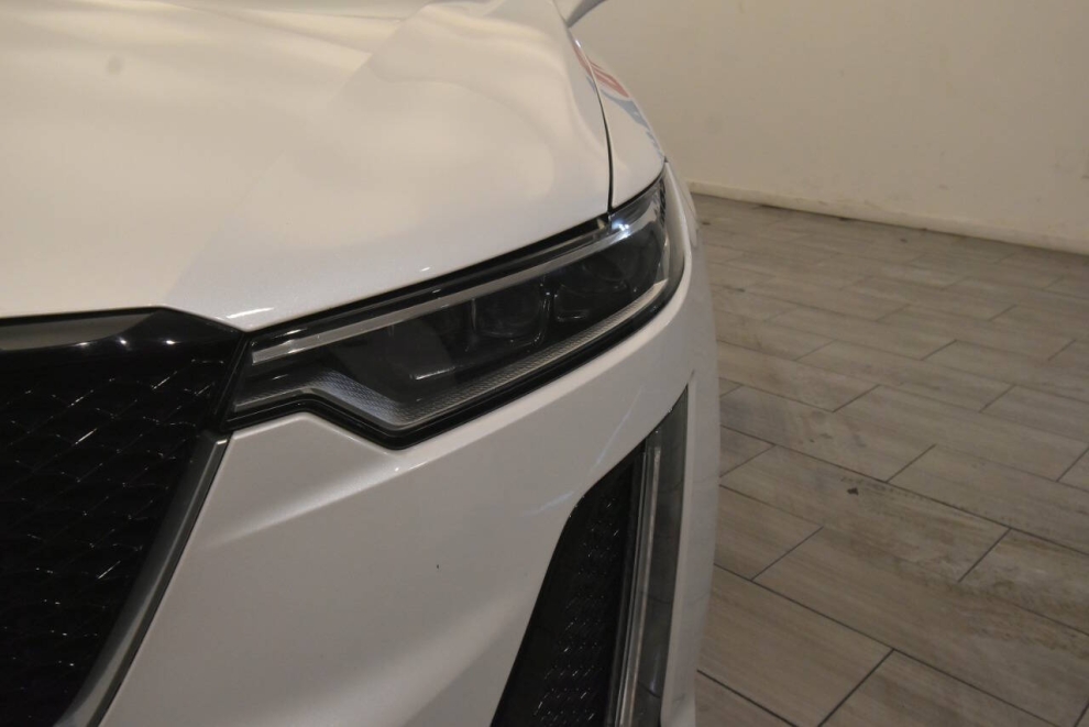 2020 Cadillac XT6 Sport 4x4 4dr SUV, White, Mileage: 83,664 - photo 8