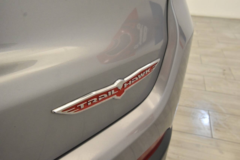 2018 Jeep Compass Trailhawk 4x4 4dr SUV, Gray, Mileage: 94,337 - photo 31