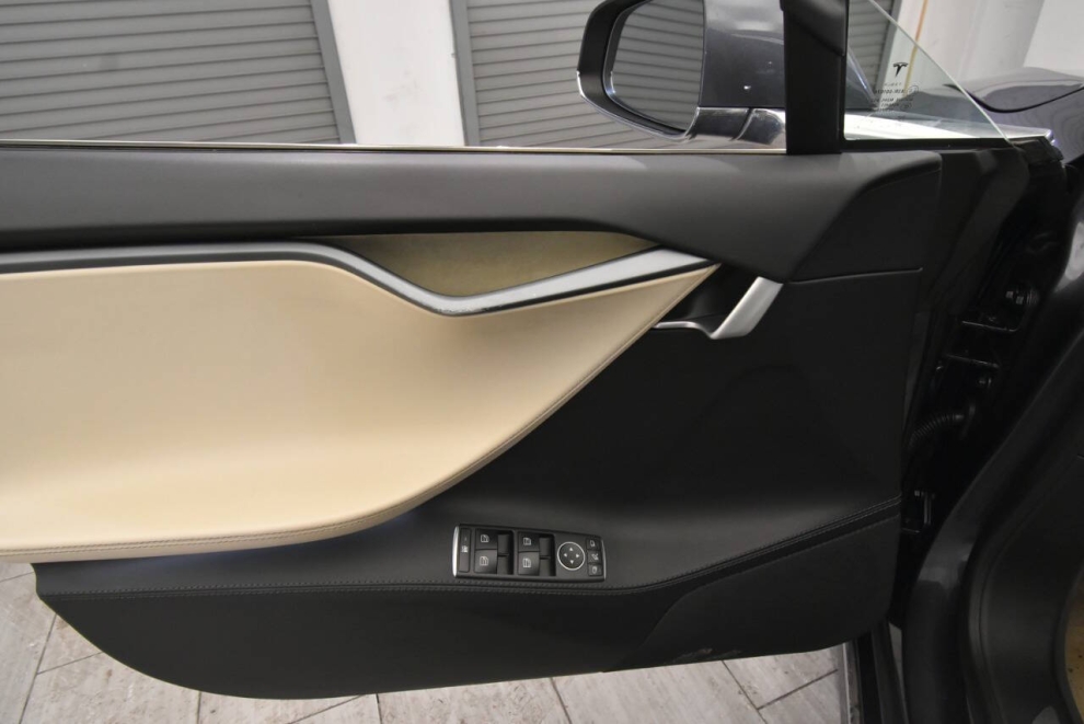 2018 Tesla Model S 100D AWD 4dr Liftback, Gray, Mileage: 66,323 - photo 12