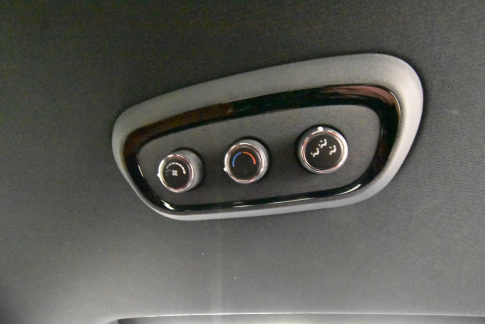 2021 Dodge Durango R/T AWD 4dr SUV, White, Mileage: 65,275 - photo 17