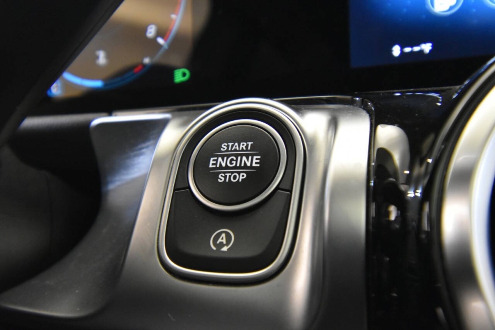 2023 Mercedes-Benz GLB GLB 250 4MATIC AWD 4dr SUV, White, Mileage: 51,248 - photo 22