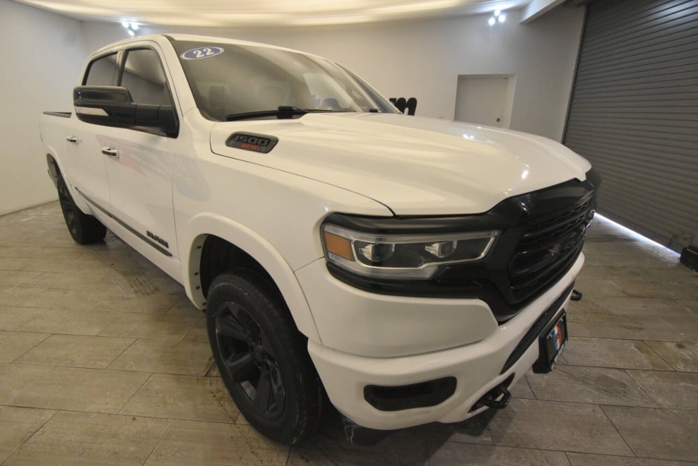 2022 RAM 1500 Limited 4x4 4dr Crew Cab 5.6 ft. SB Pickup, White, Mileage: 59,646 - photo 6