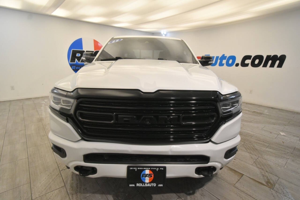 2022 RAM 1500 Limited 4x4 4dr Crew Cab 5.6 ft. SB Pickup, White, Mileage: 59,646 - photo 7