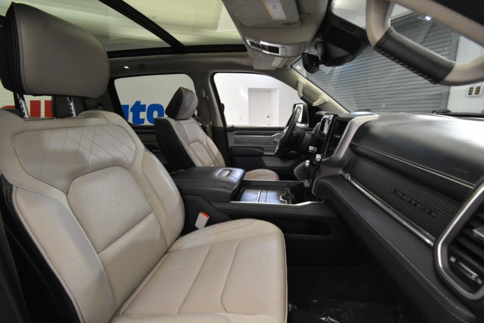 2022 RAM 1500 Limited 4x4 4dr Crew Cab 5.6 ft. SB Pickup, Black, Mileage: 99,699 - photo 14