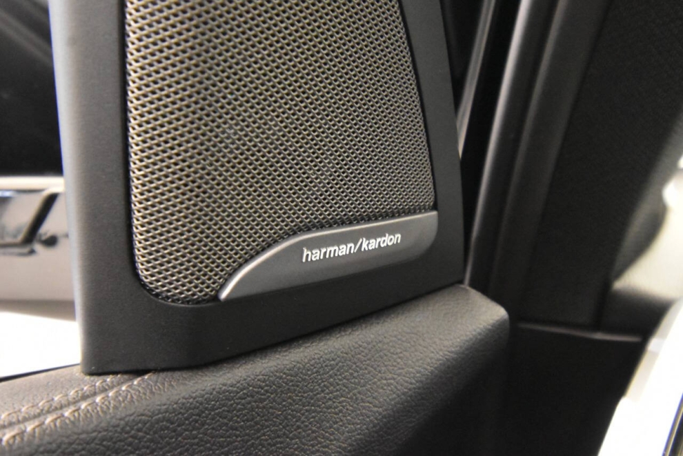 2022 BMW X5 M50i AWD 4dr Sports Activity Vehicle, Black, Mileage: 76,641 - photo 30