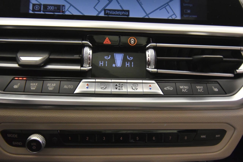 2019 BMW 3 Series 330i xDrive AWD 4dr Sedan, Blue, Mileage: 94,525 - photo 19