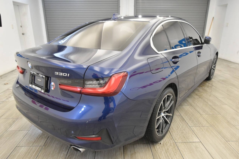2019 BMW 3 Series 330i xDrive AWD 4dr Sedan, Blue, Mileage: 94,525 - photo 4